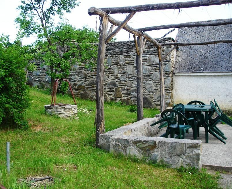 Petra Apartmanok Velem Buitenkant foto