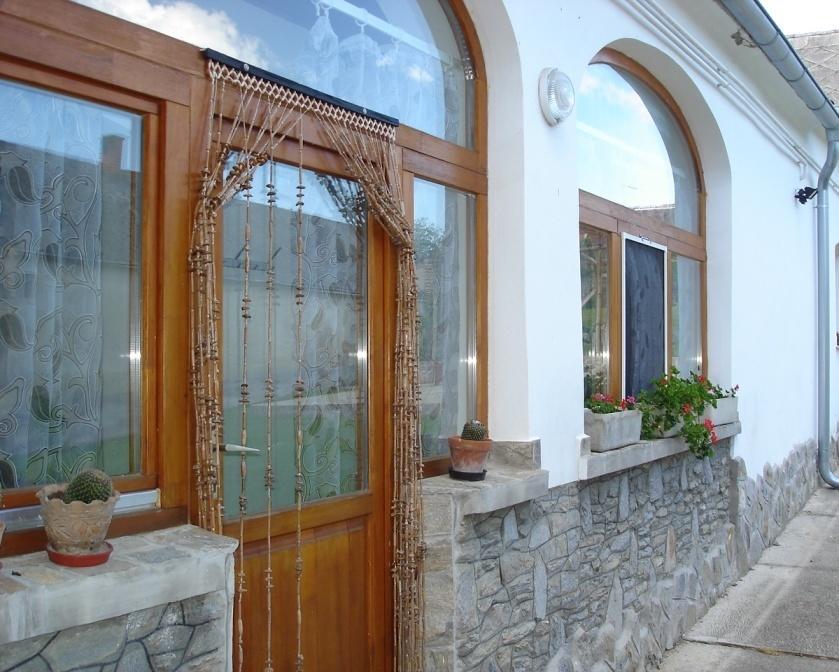 Petra Apartmanok Velem Buitenkant foto
